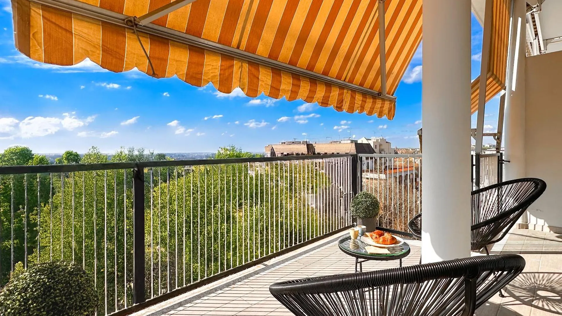 Vista Ghirlandina - Attico Sul Tetto Del Centro Al Settimo Piano Apartment Modena